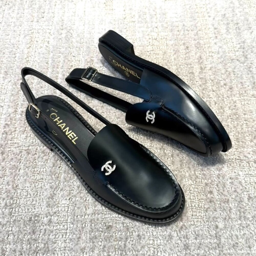CHANEL 25P 2025 Crystal CC Logo Leather Slingback Flat Loafers Shoes Sandals - Picture 1 of 16